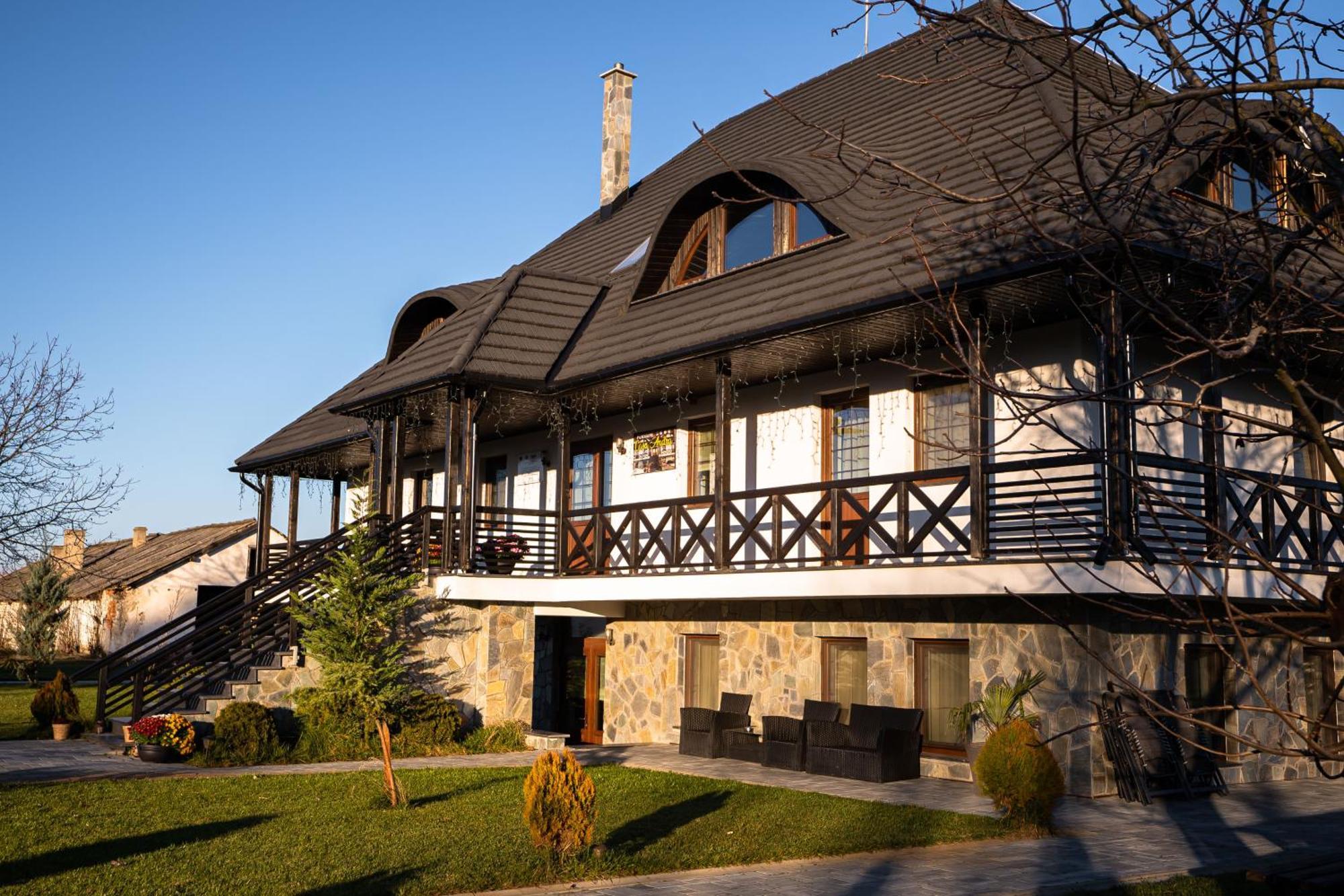 Hotel Casa Andra Siret Zewnętrze zdjęcie
